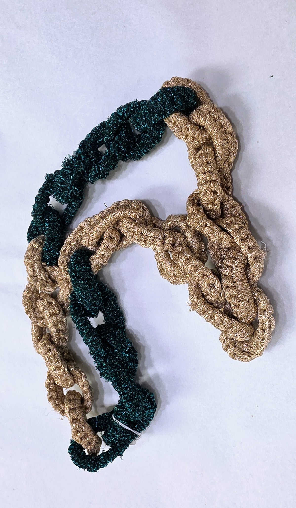 Collar Tejido Cobre - Foto