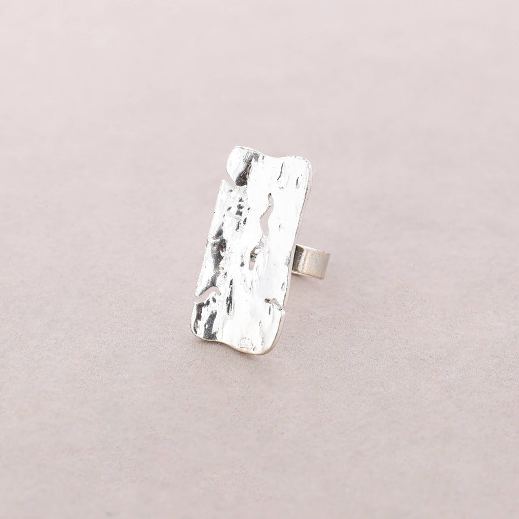 Anillo de detalle rectangular Metal