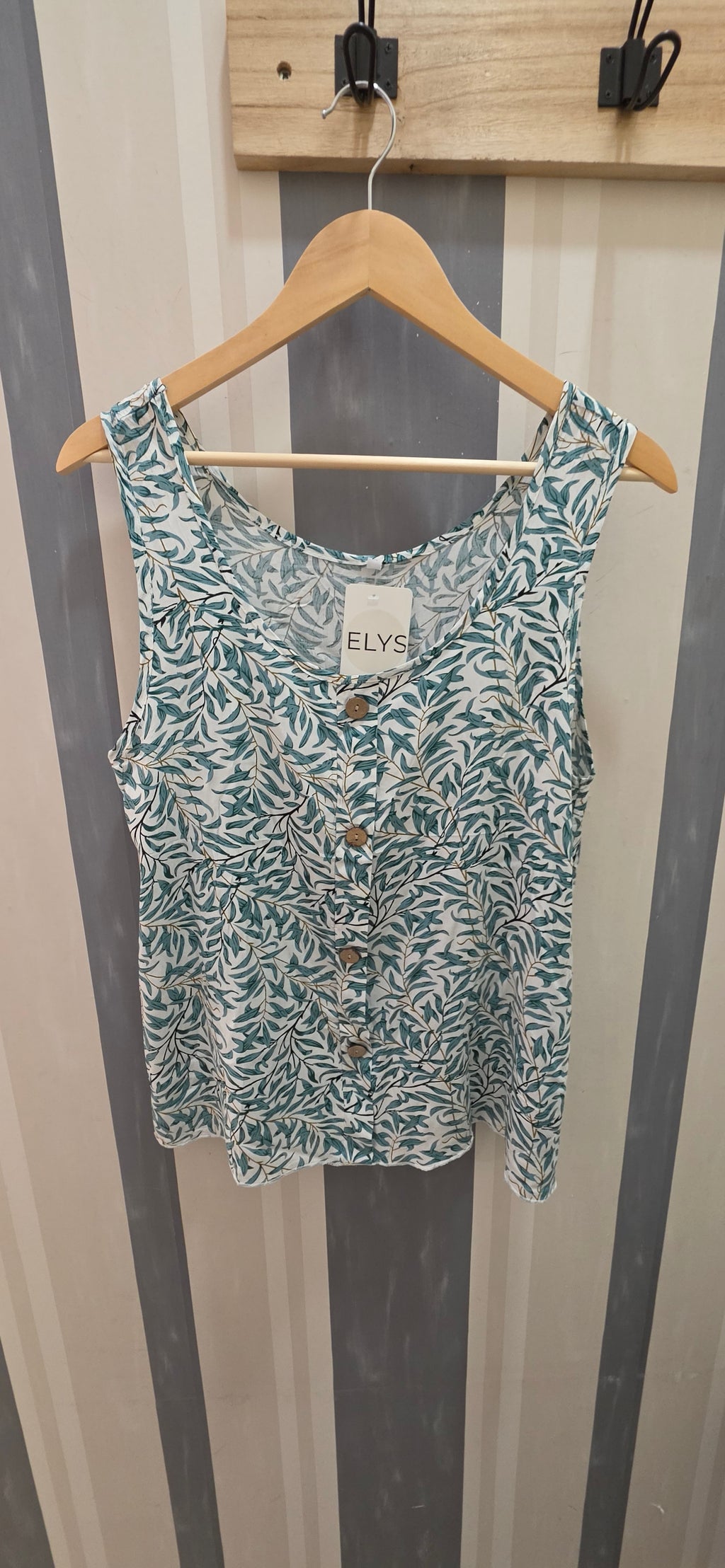 Blusa Hojas Sin Manga - Foto