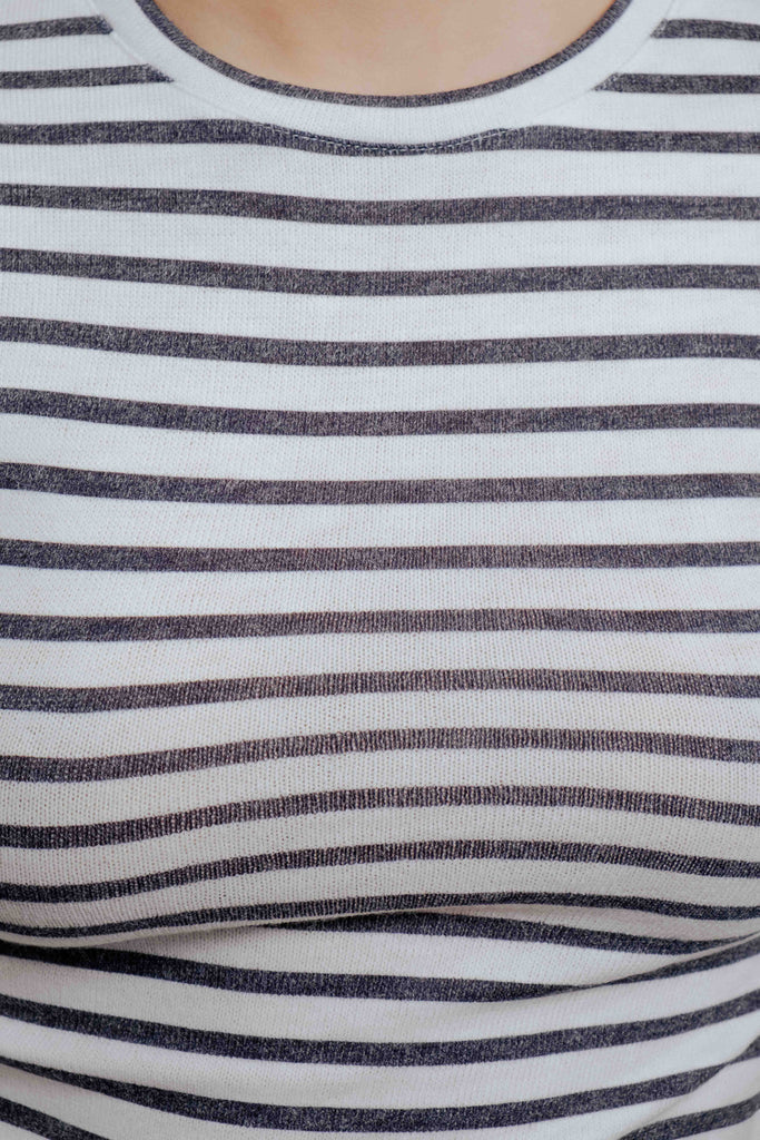 Camiseta Manga Larga Lineas - Foto